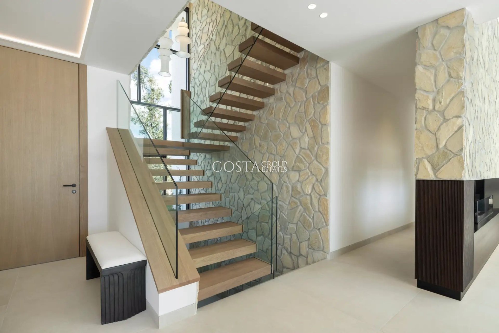 Nowy budynek - Willa -
Benahavís