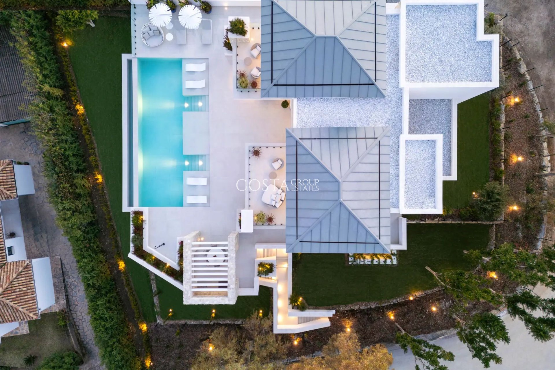 Nowy budynek - Willa -
Benahavís