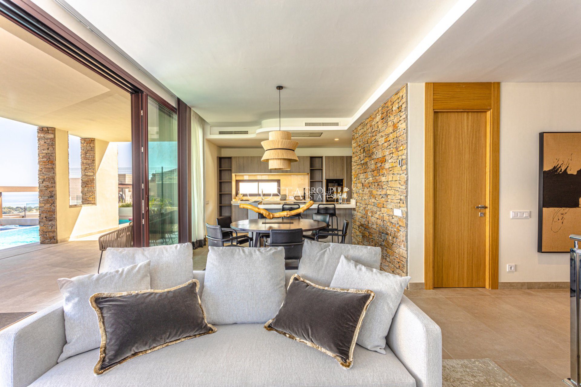 Nowy budynek - Willa -
Benahavís