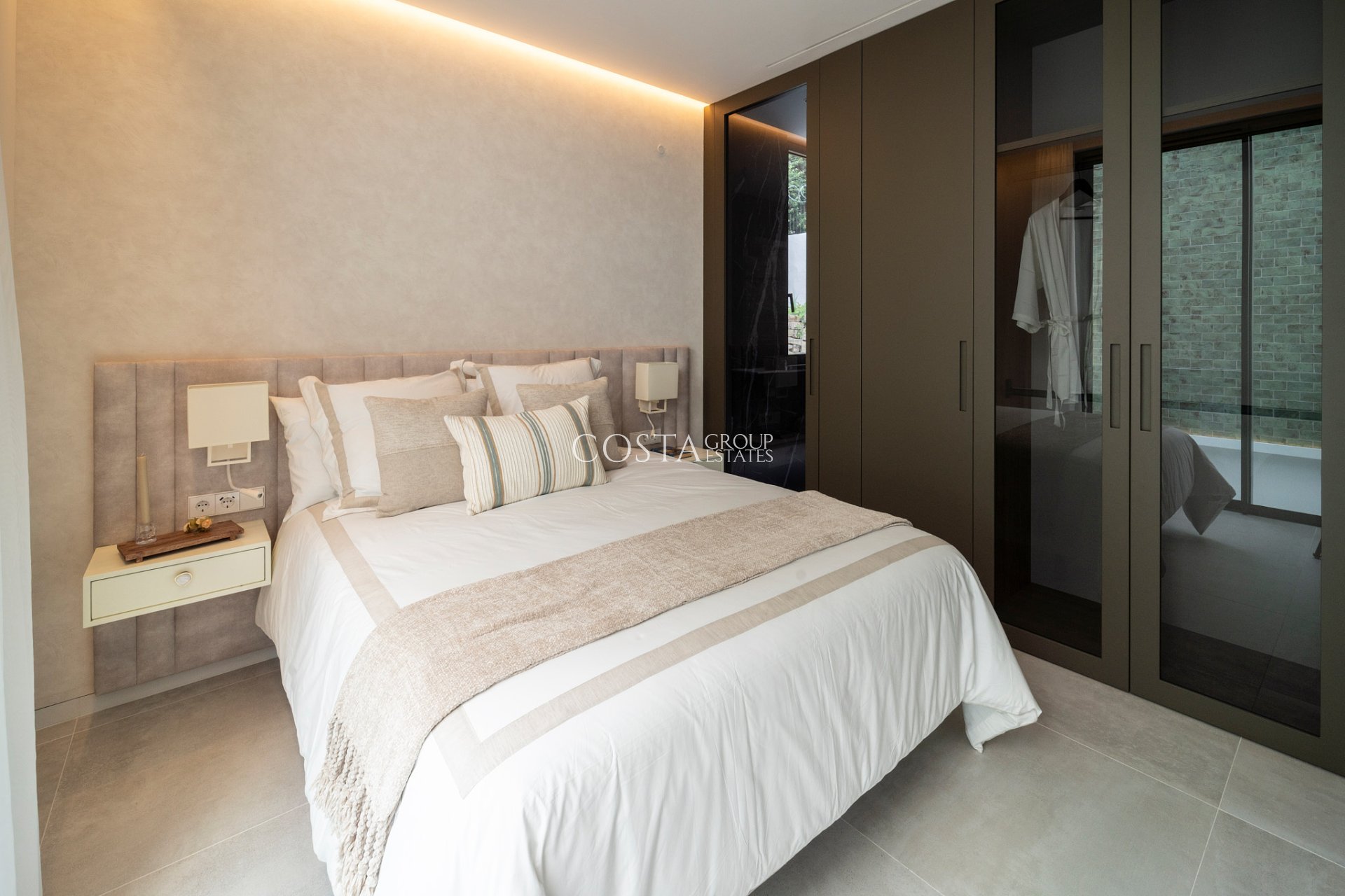 Nowy budynek - Willa -
Benahavís