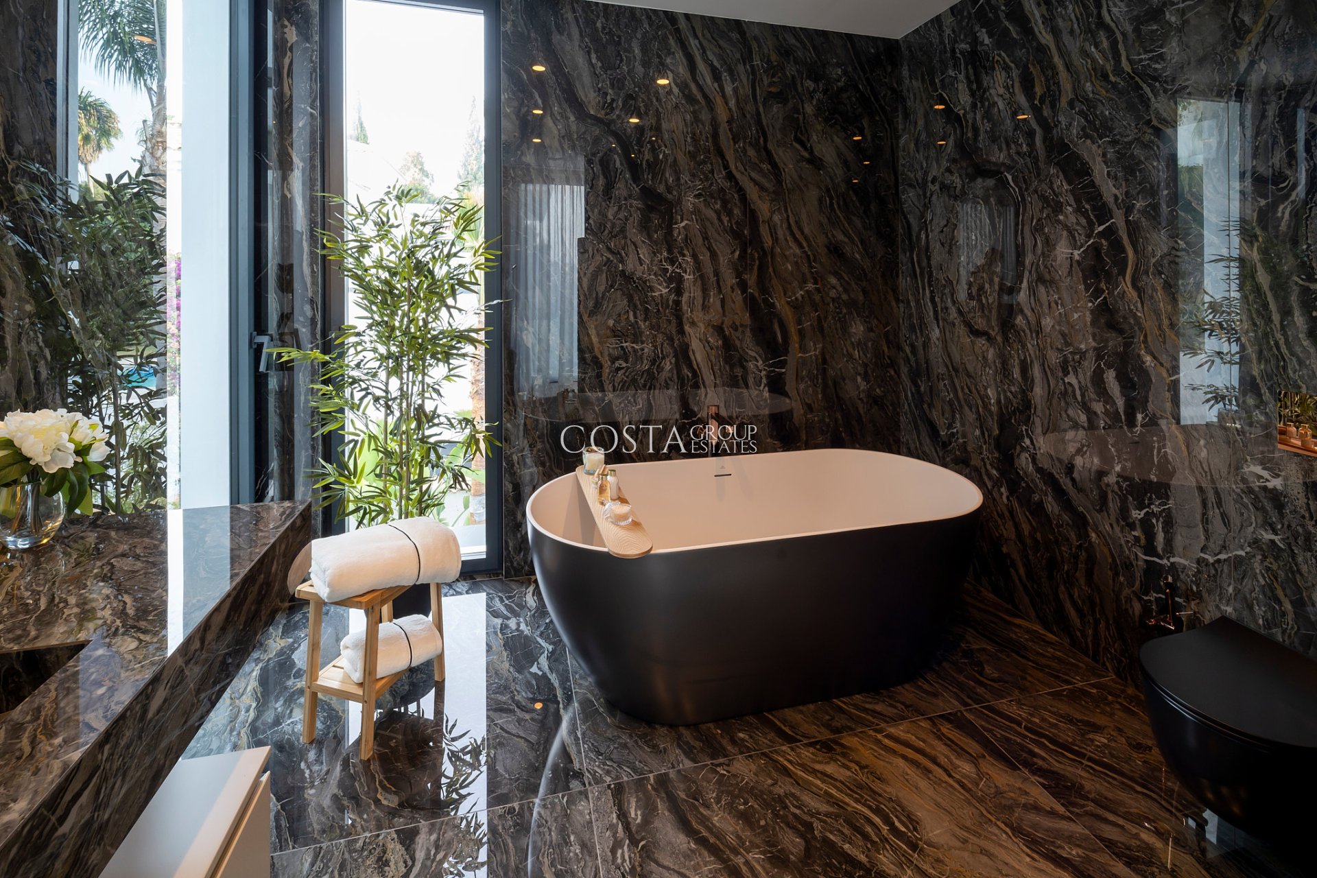 Nowy budynek - Willa -
Benahavís