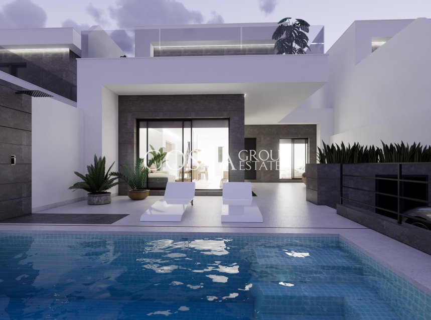 Nowy budynek - Willa -
Dolores