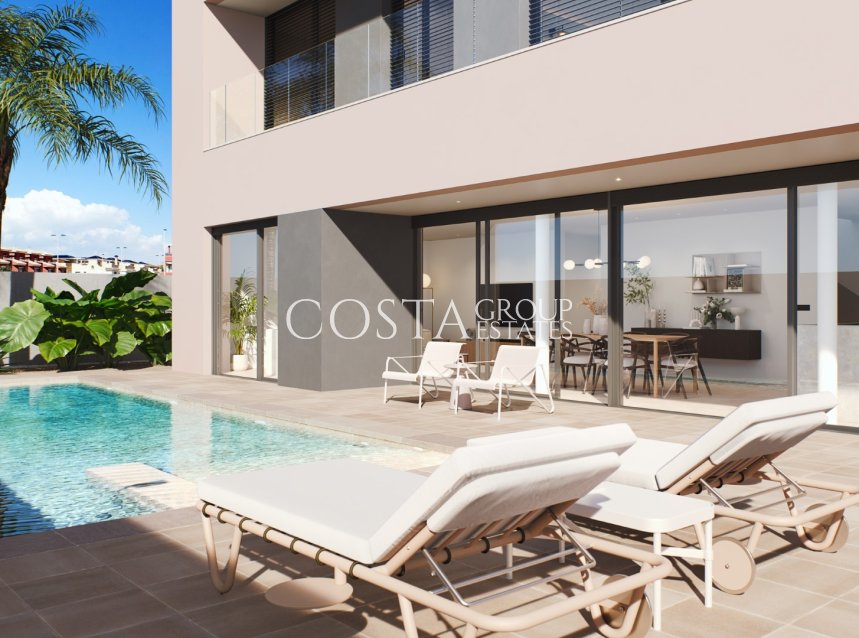 Nowy budynek - Willa -
El Mojón