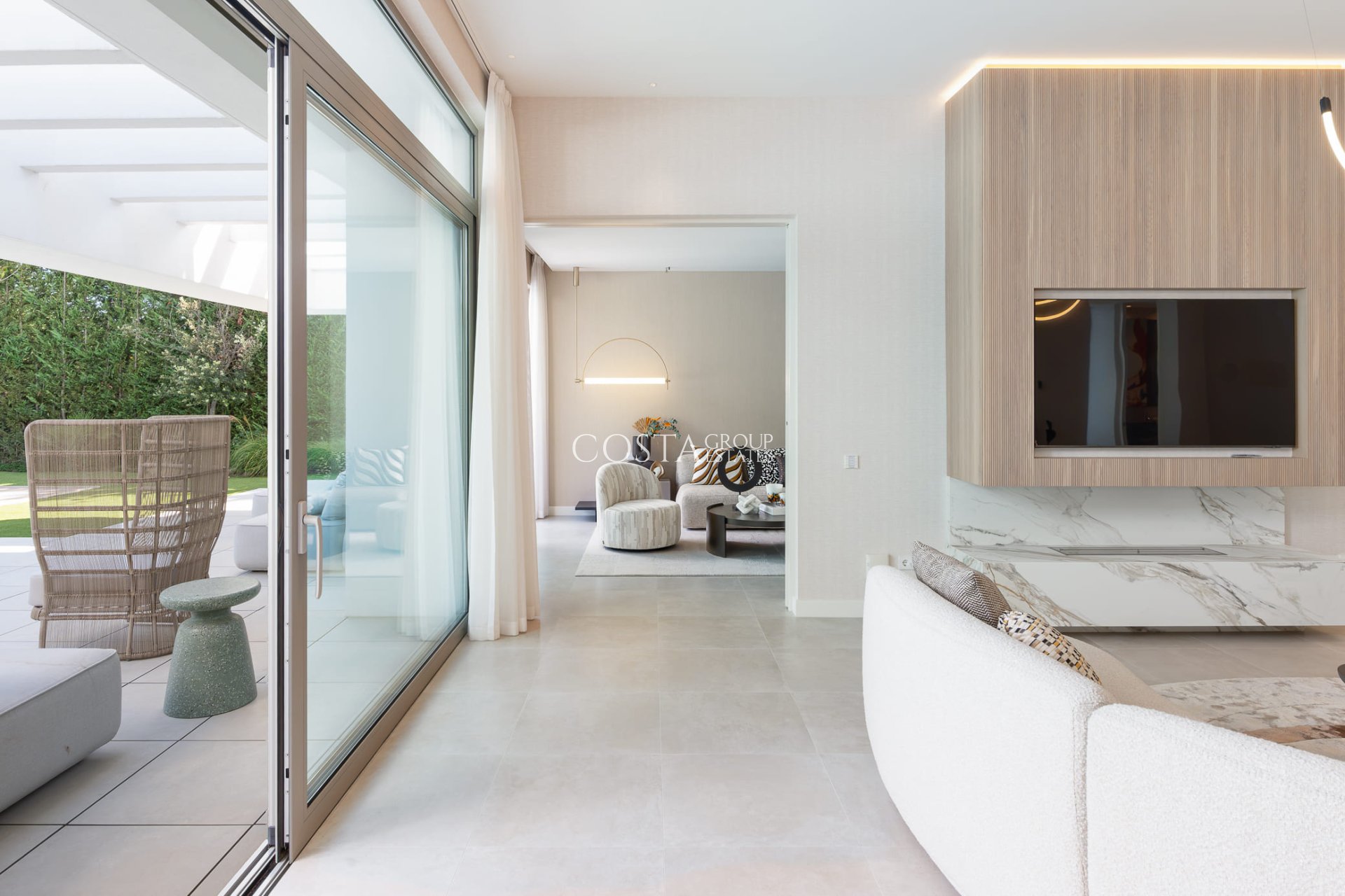 Nowy budynek - Willa -
Estepona