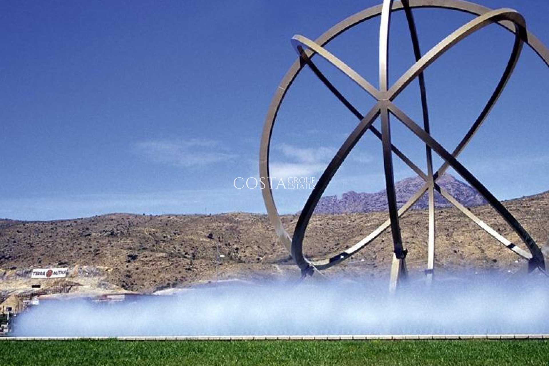 Nowy budynek - Willa -
Finestrat