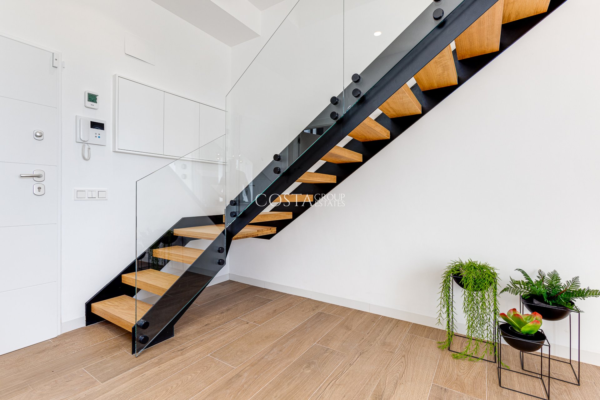 Nowy budynek - Willa -
Finestrat
