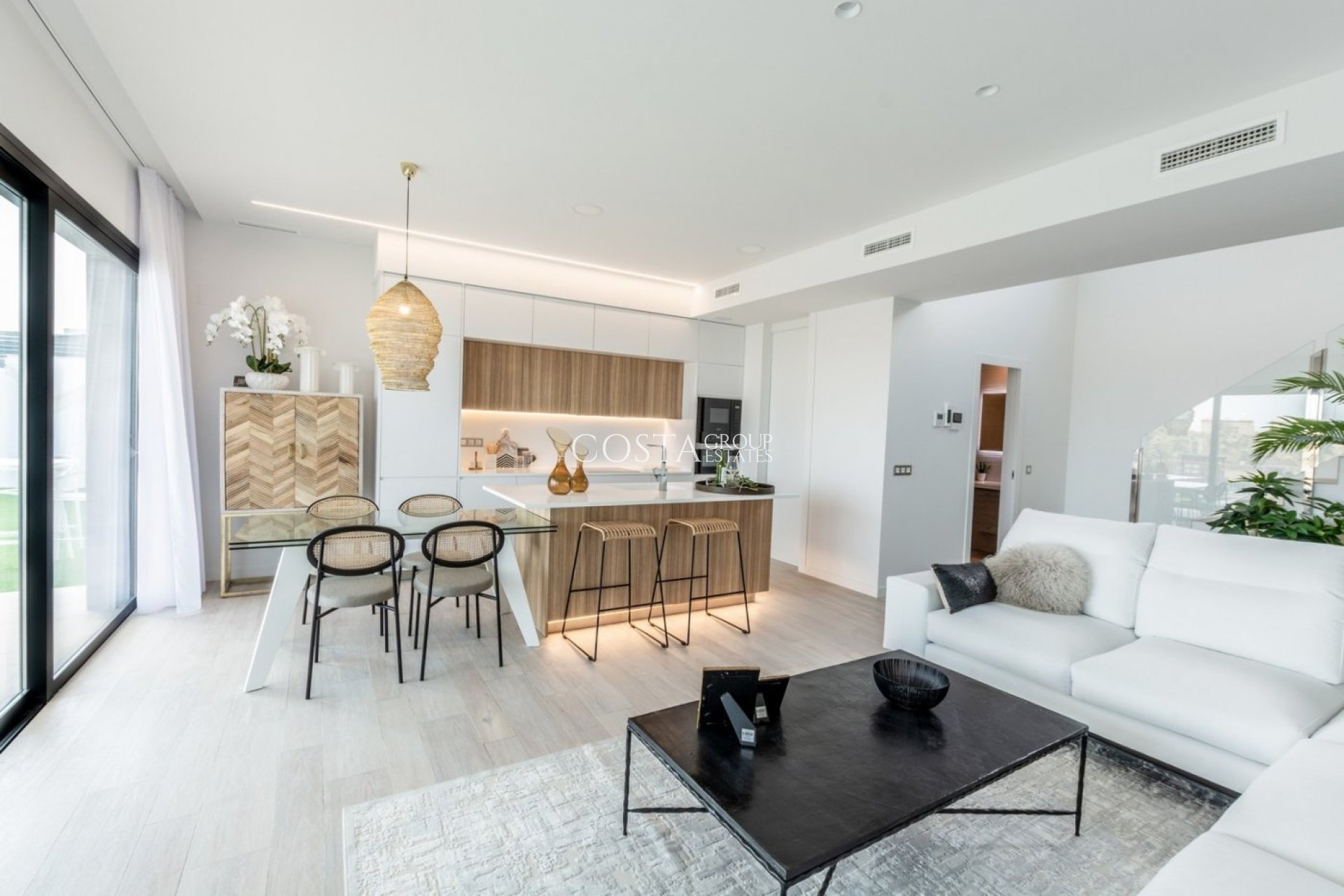 Nowy budynek - Willa -
Finestrat