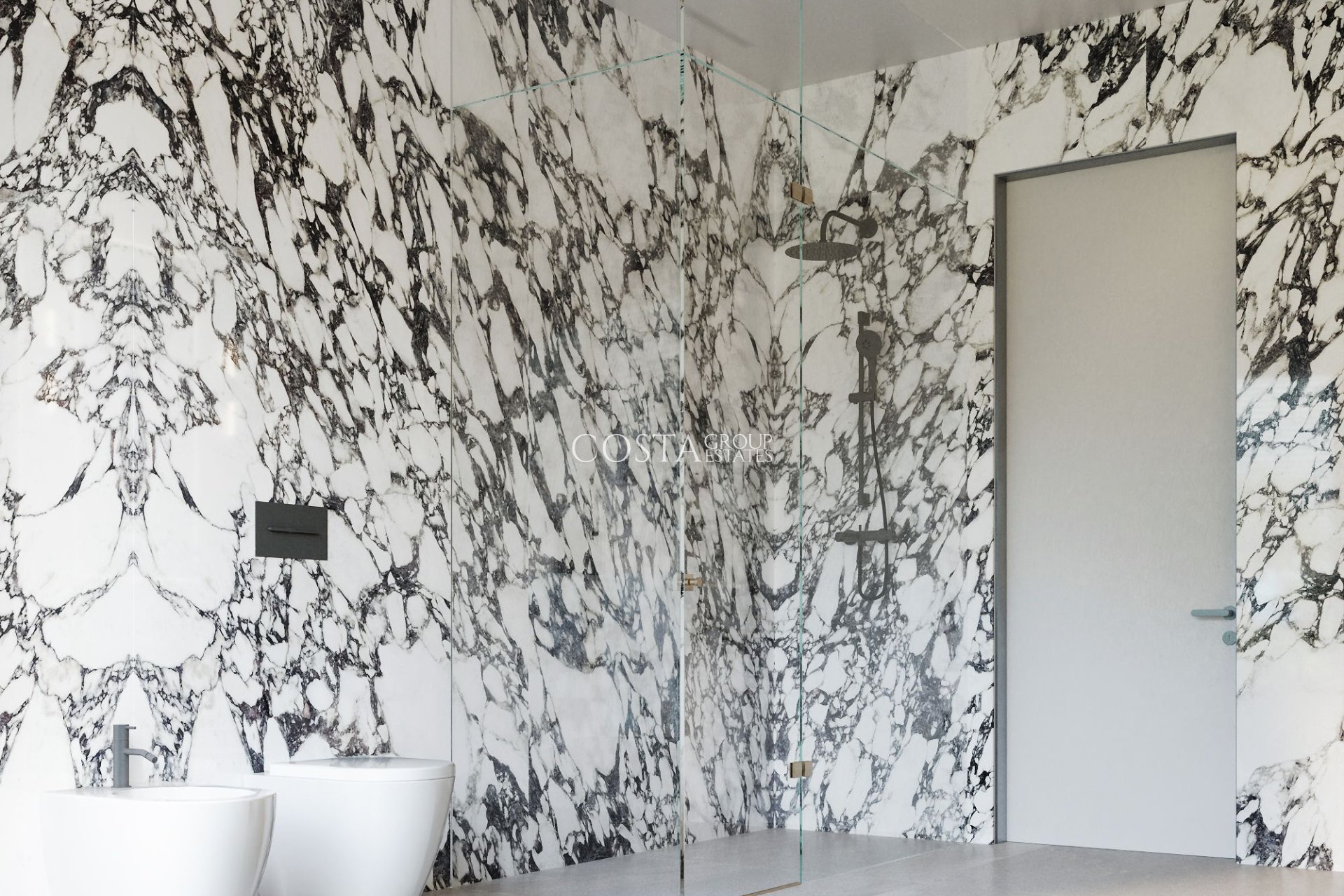 Nowy budynek - Willa -
Finestrat