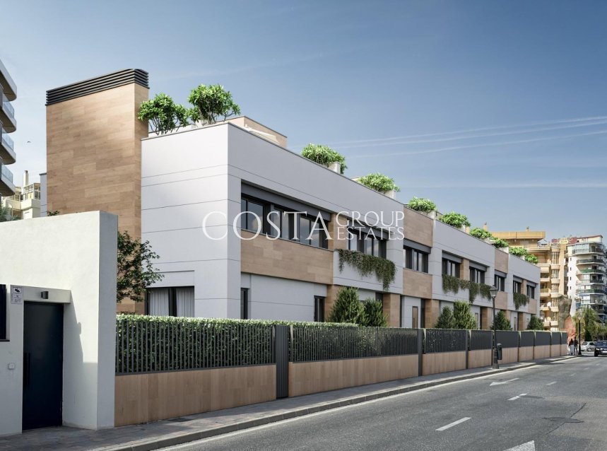 Nowy budynek - Willa -
Fuengirola - Centro