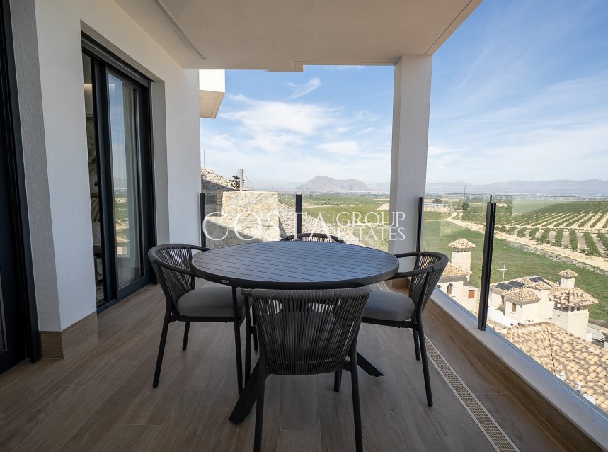 Nowy budynek - Willa -
La Finca Golf