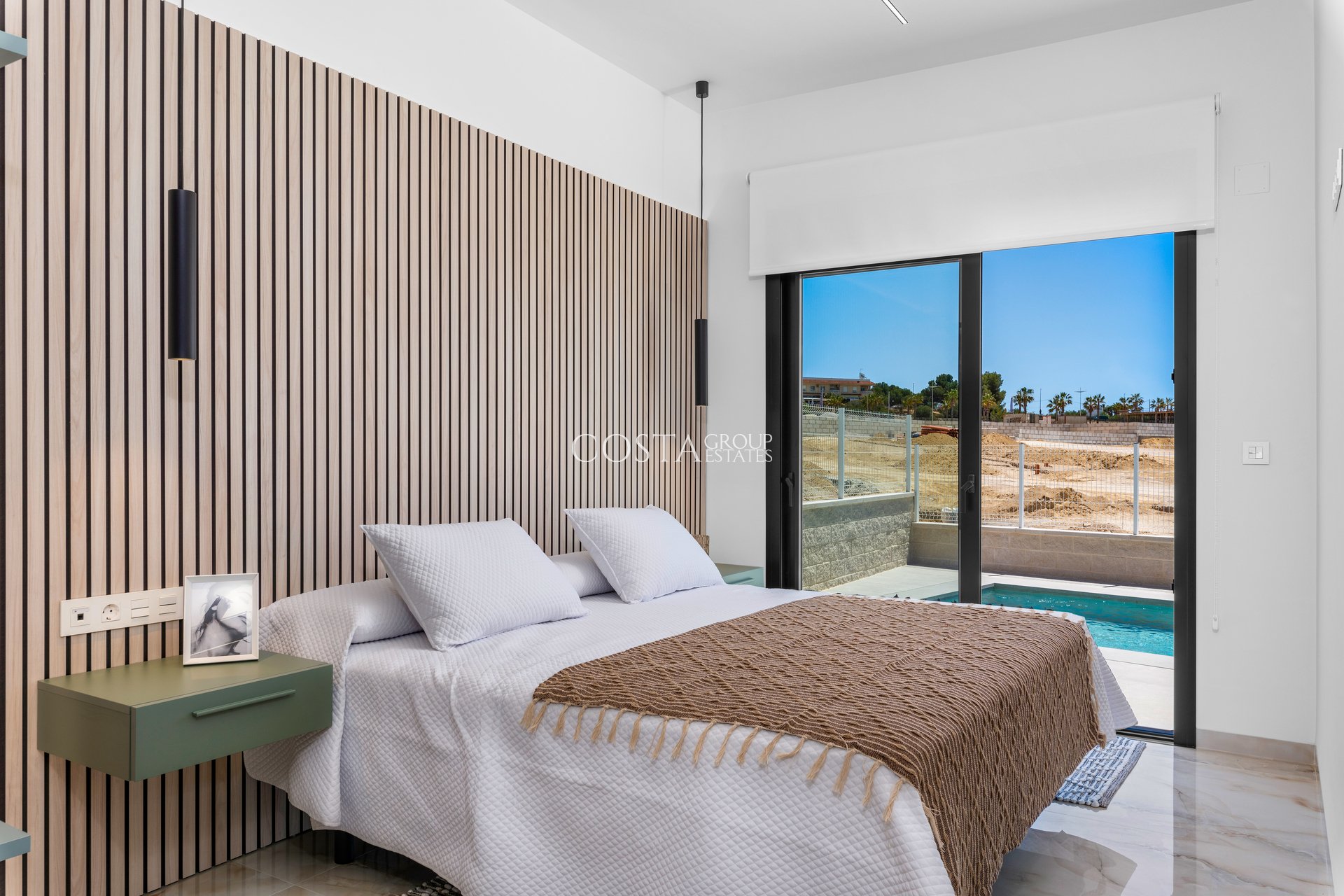 Nowy budynek - Willa -
La Finca Golf