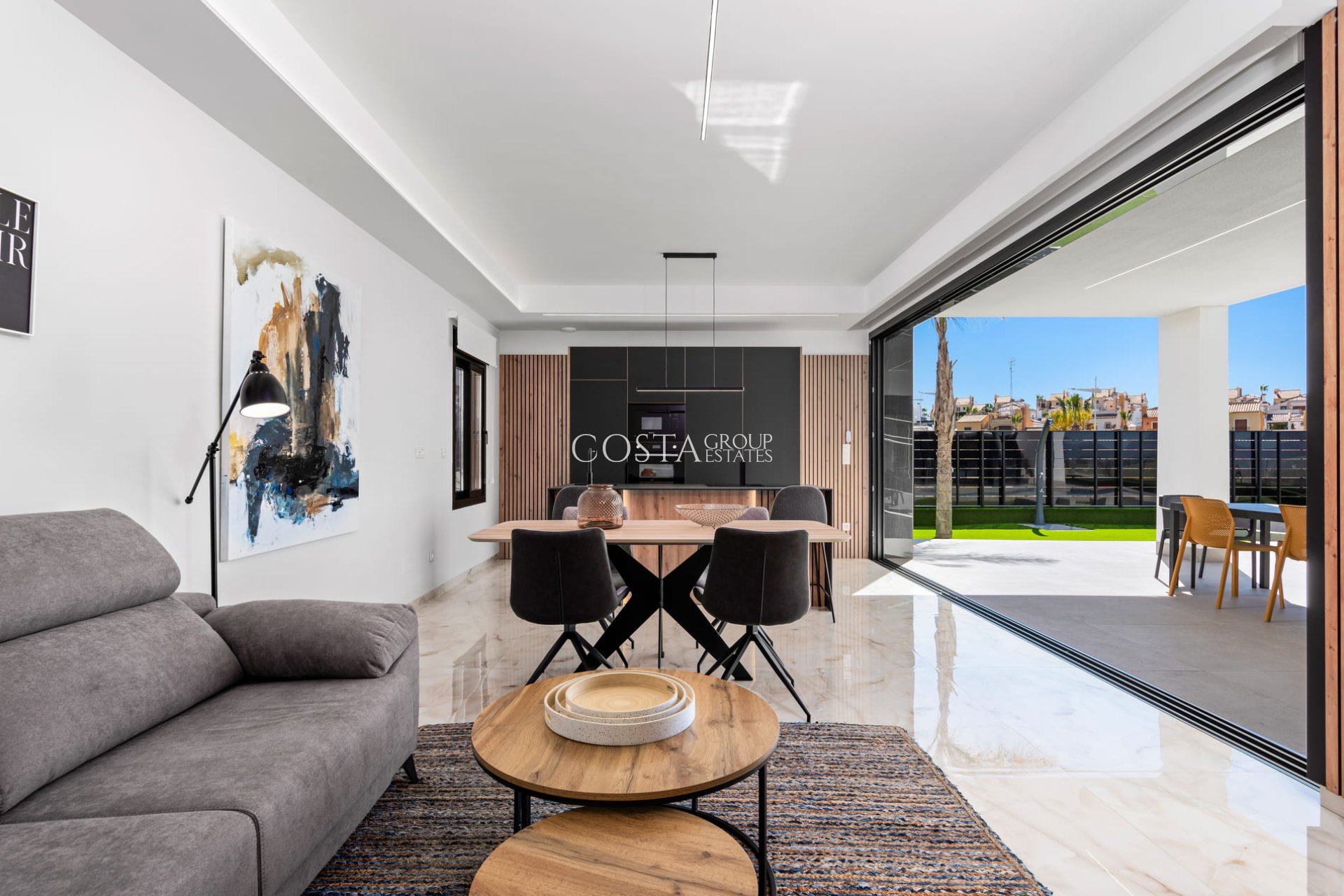 Nowy budynek - Willa -
La Finca Golf