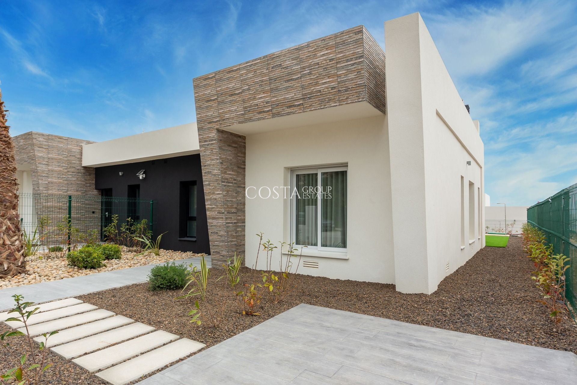 Nowy budynek - Willa -
La Finca Golf