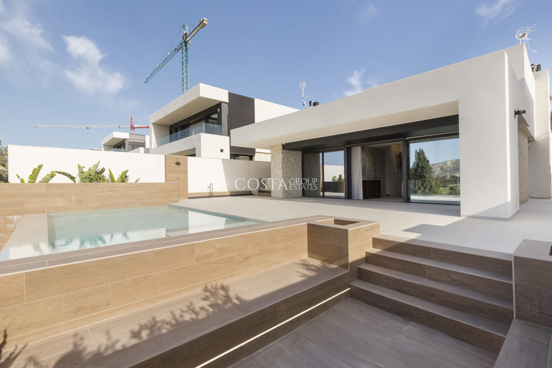 Nowy budynek - Willa -
La Finca Golf