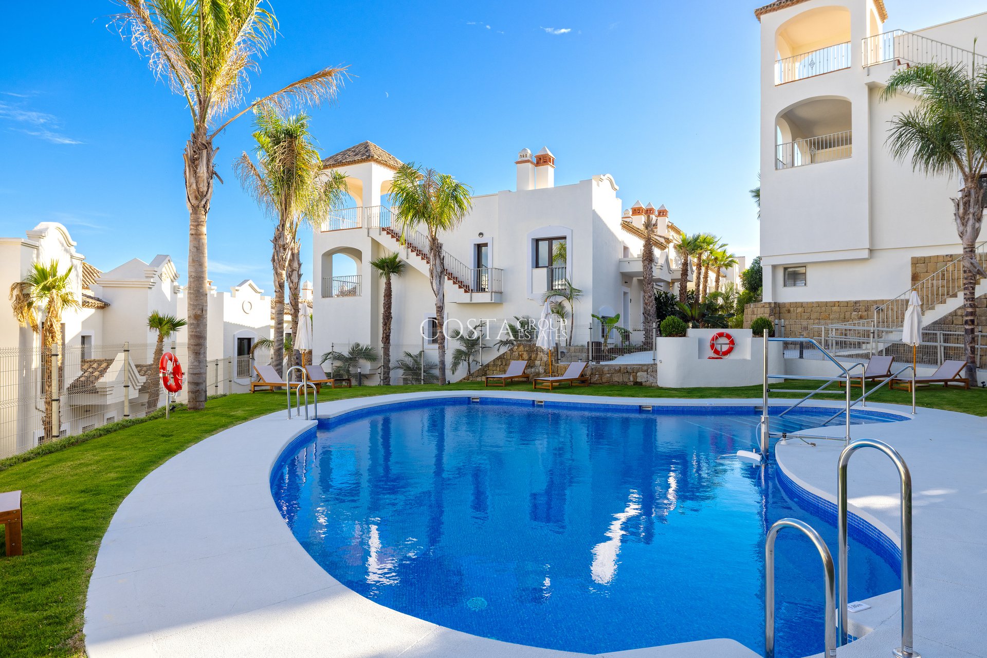 Nowy budynek - Willa -
La Gaspara