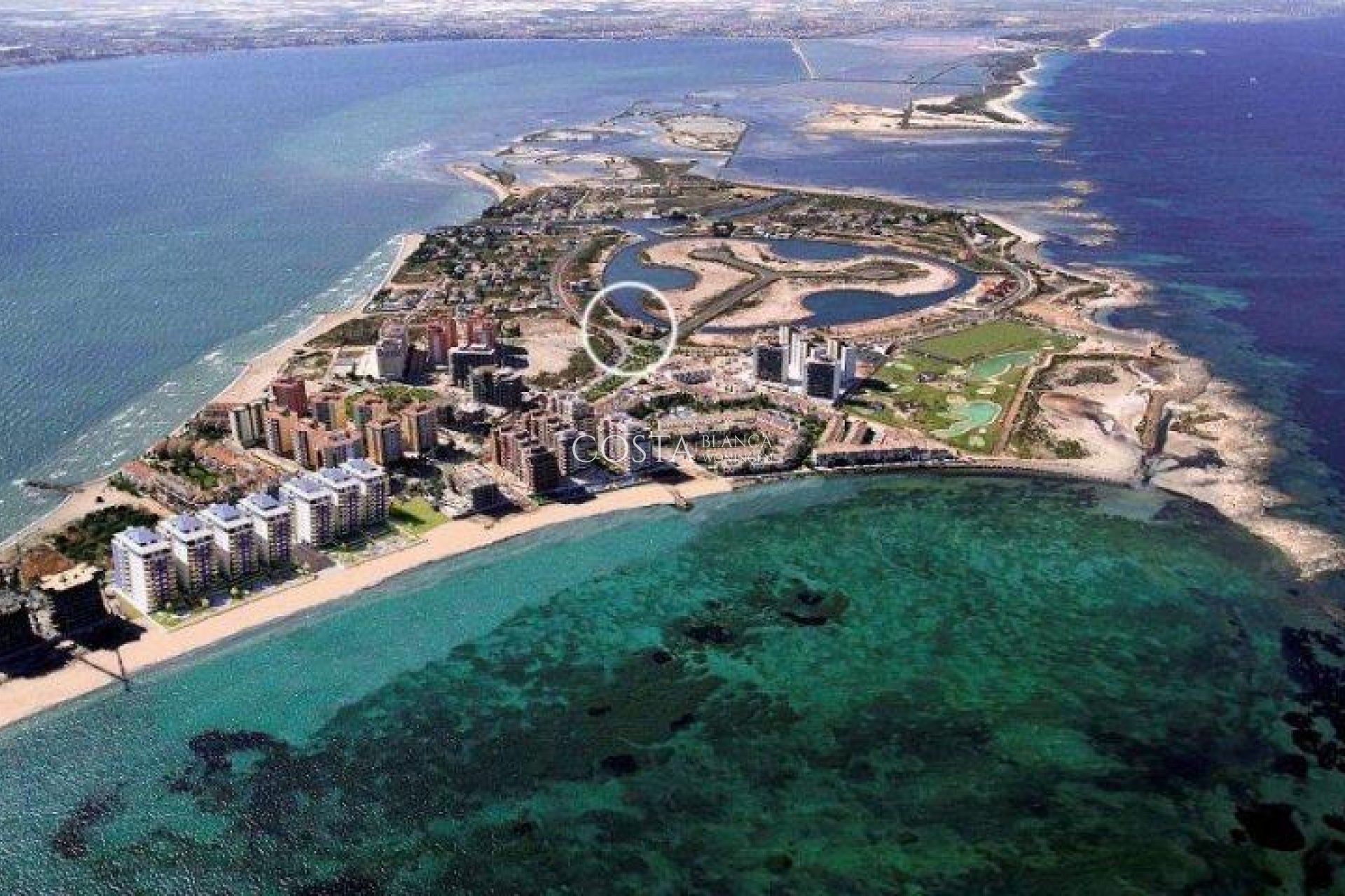 Nowy budynek - Willa -
La Manga del Mar Menor - La Manga Del Mar Menor