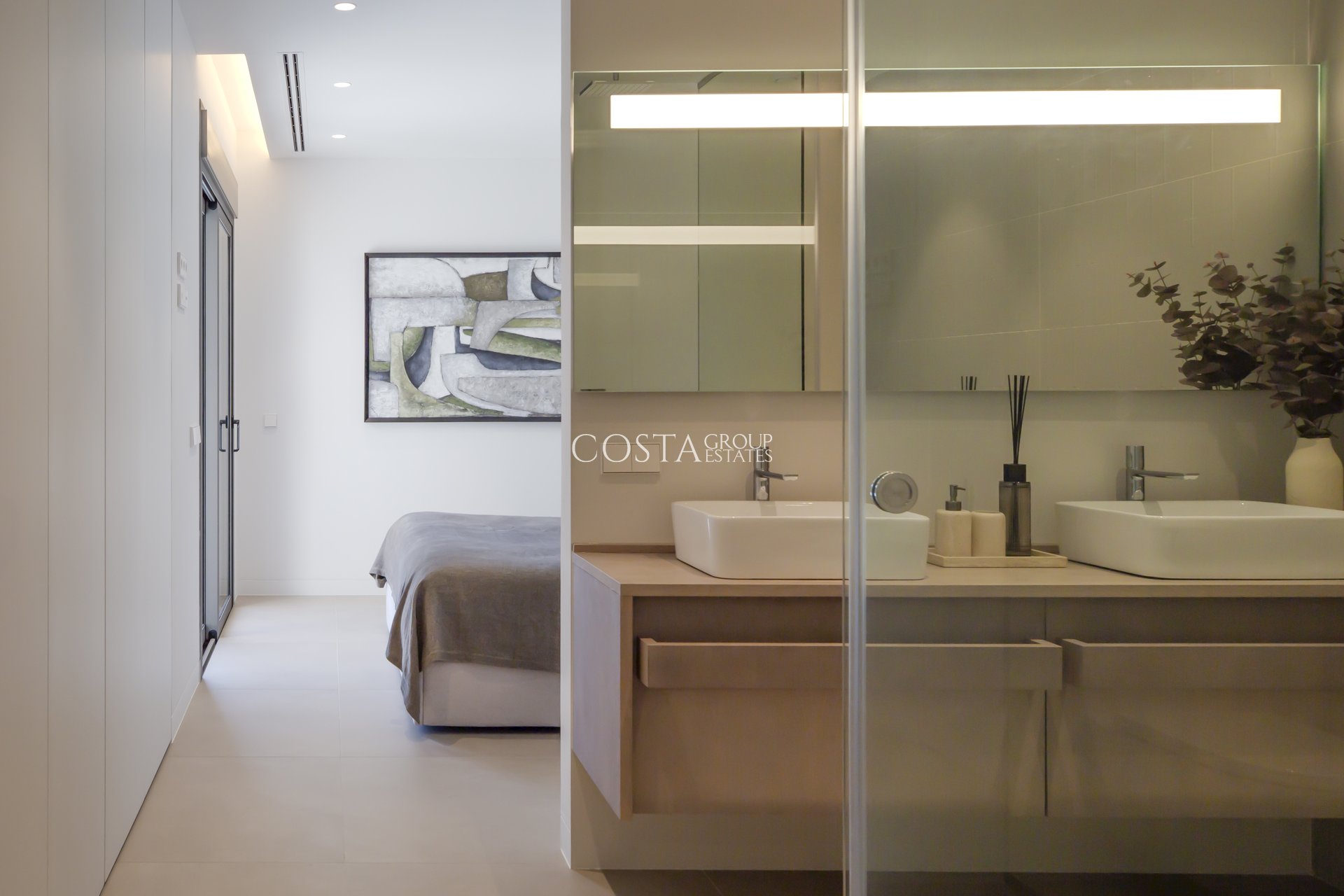 Nowy budynek - Willa -
Las Colinas Golf