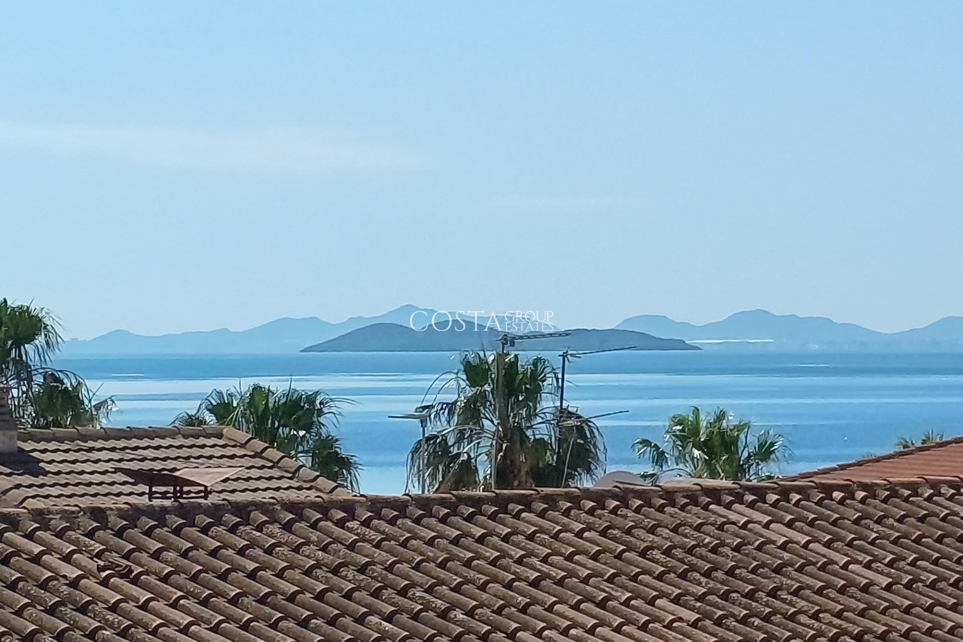 Nowy budynek - Willa -
Los Alcazares - Playa la Atascadera