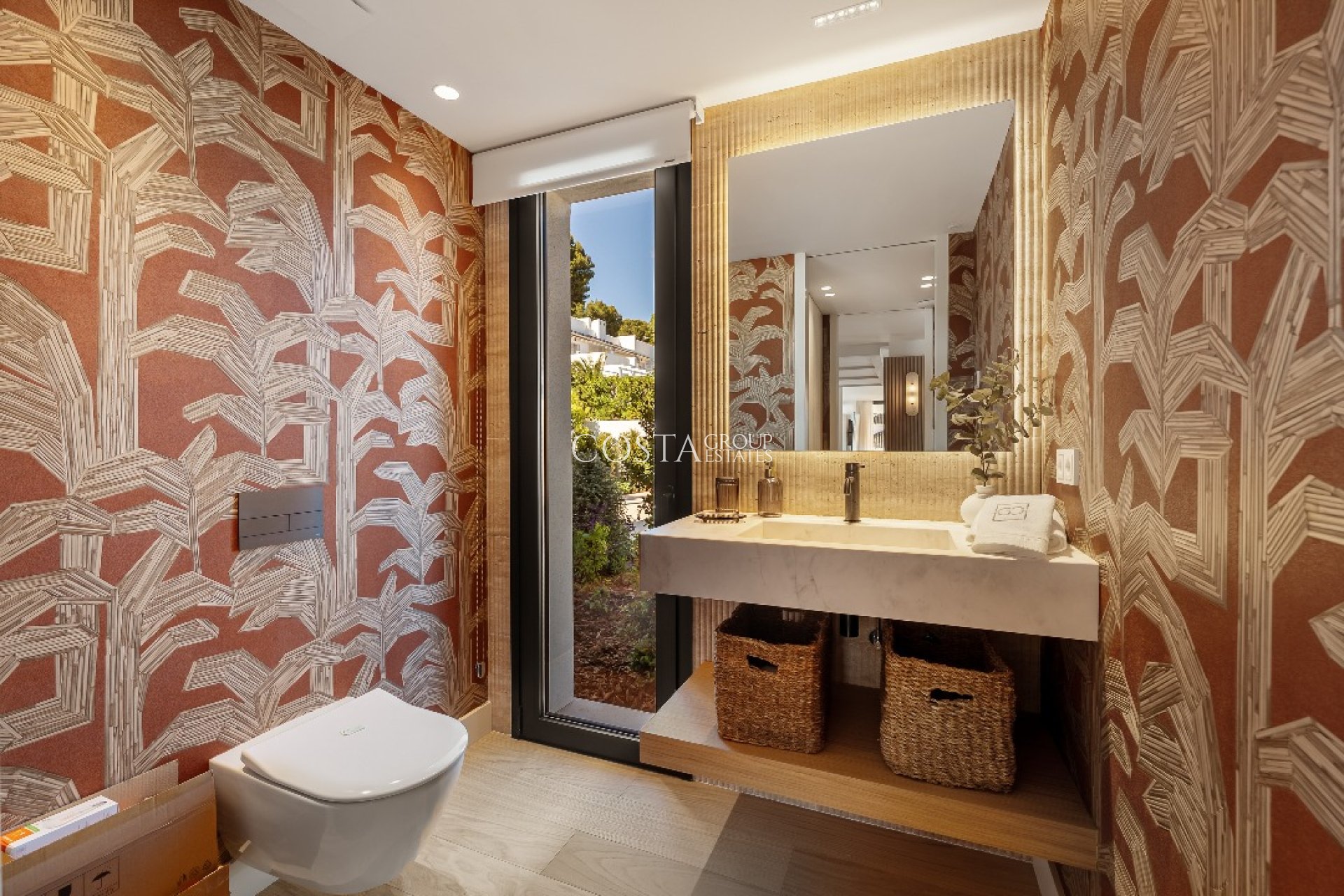 Nowy budynek - Willa -
Marbella