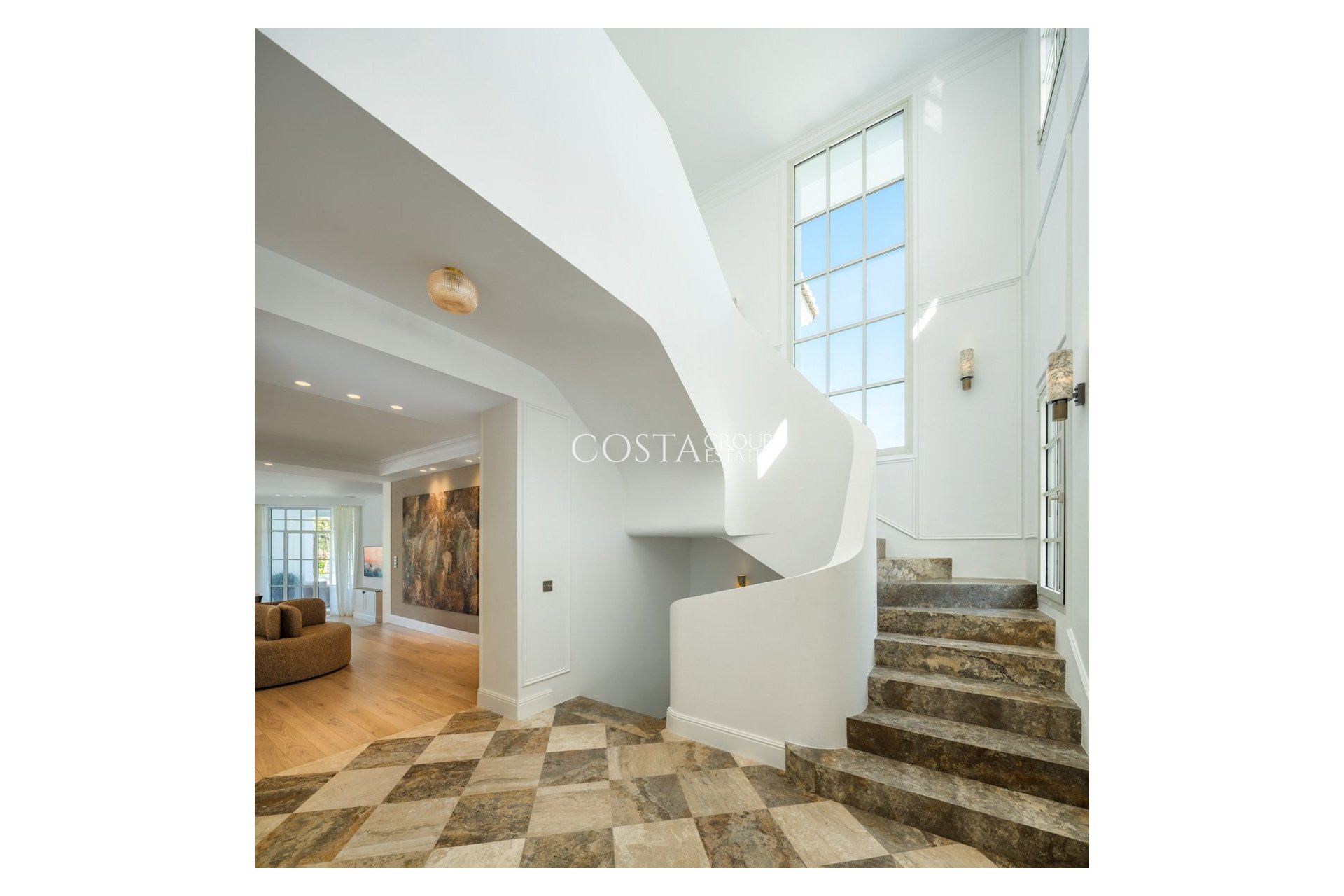 Nowy budynek - Willa -
Marbella