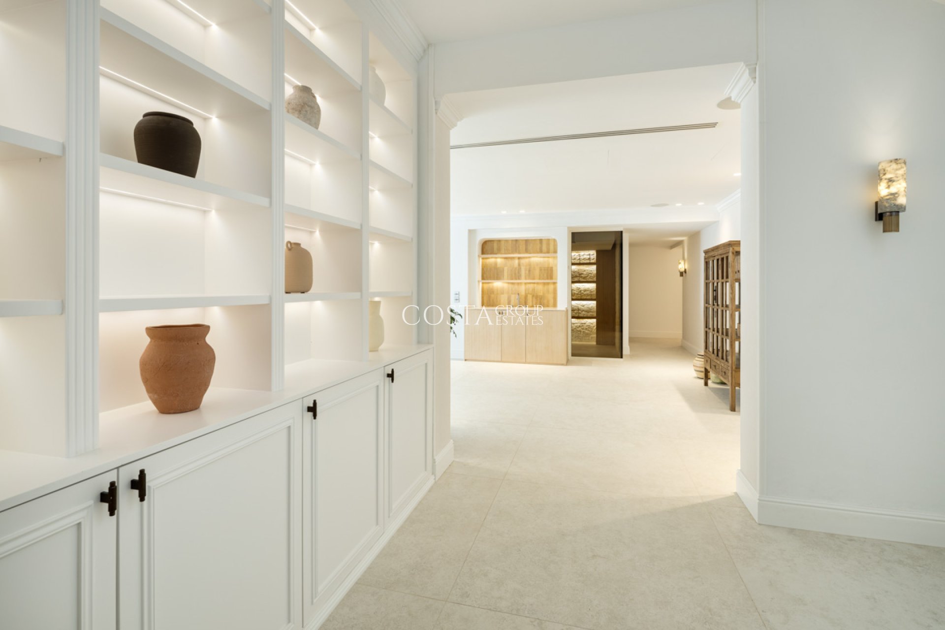 Nowy budynek - Willa -
Marbella