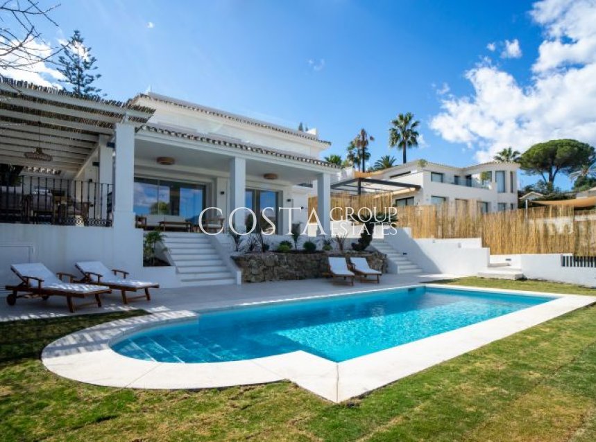 Nowy budynek - Willa -
Marbella