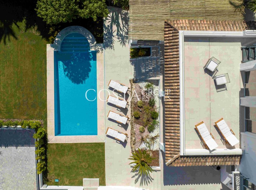 Nowy budynek - Willa -
Marbella