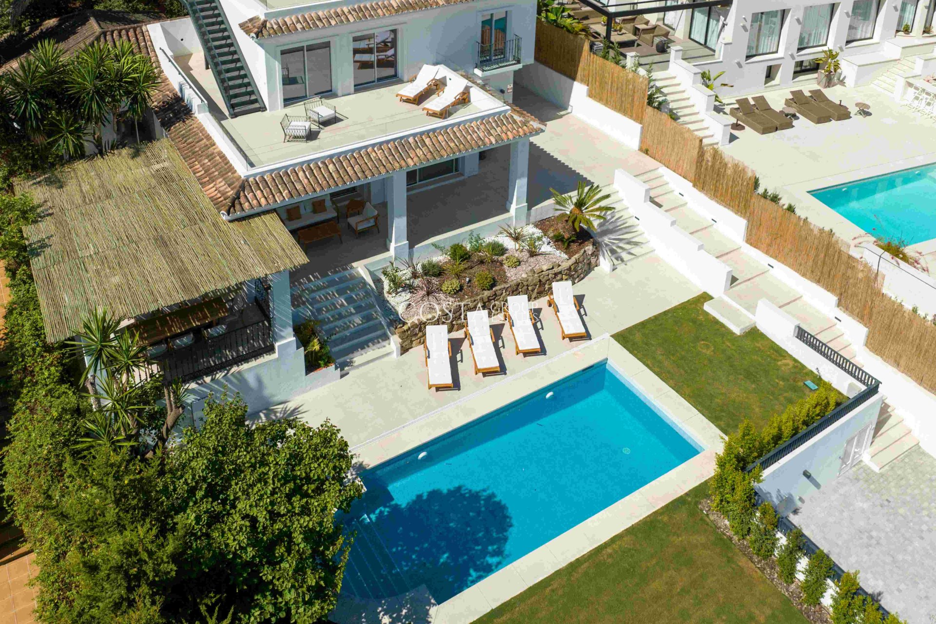 Nowy budynek - Willa -
Marbella