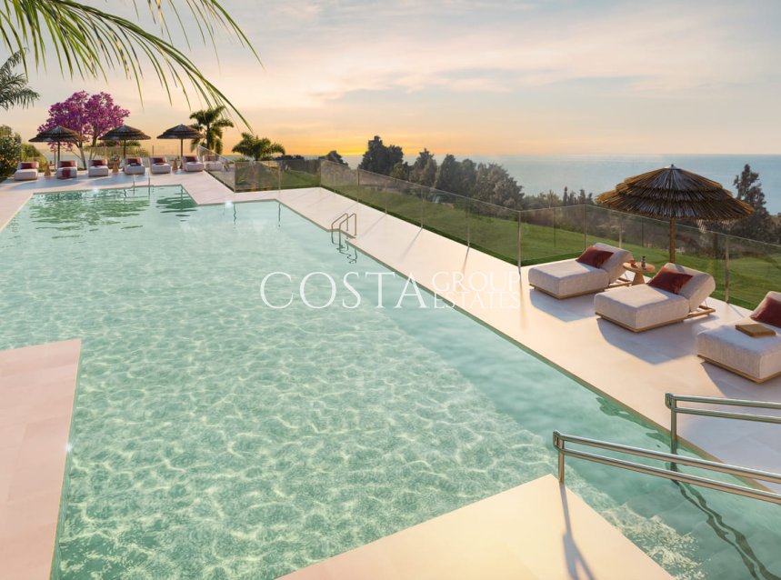 Nowy budynek - Willa -
Mijas