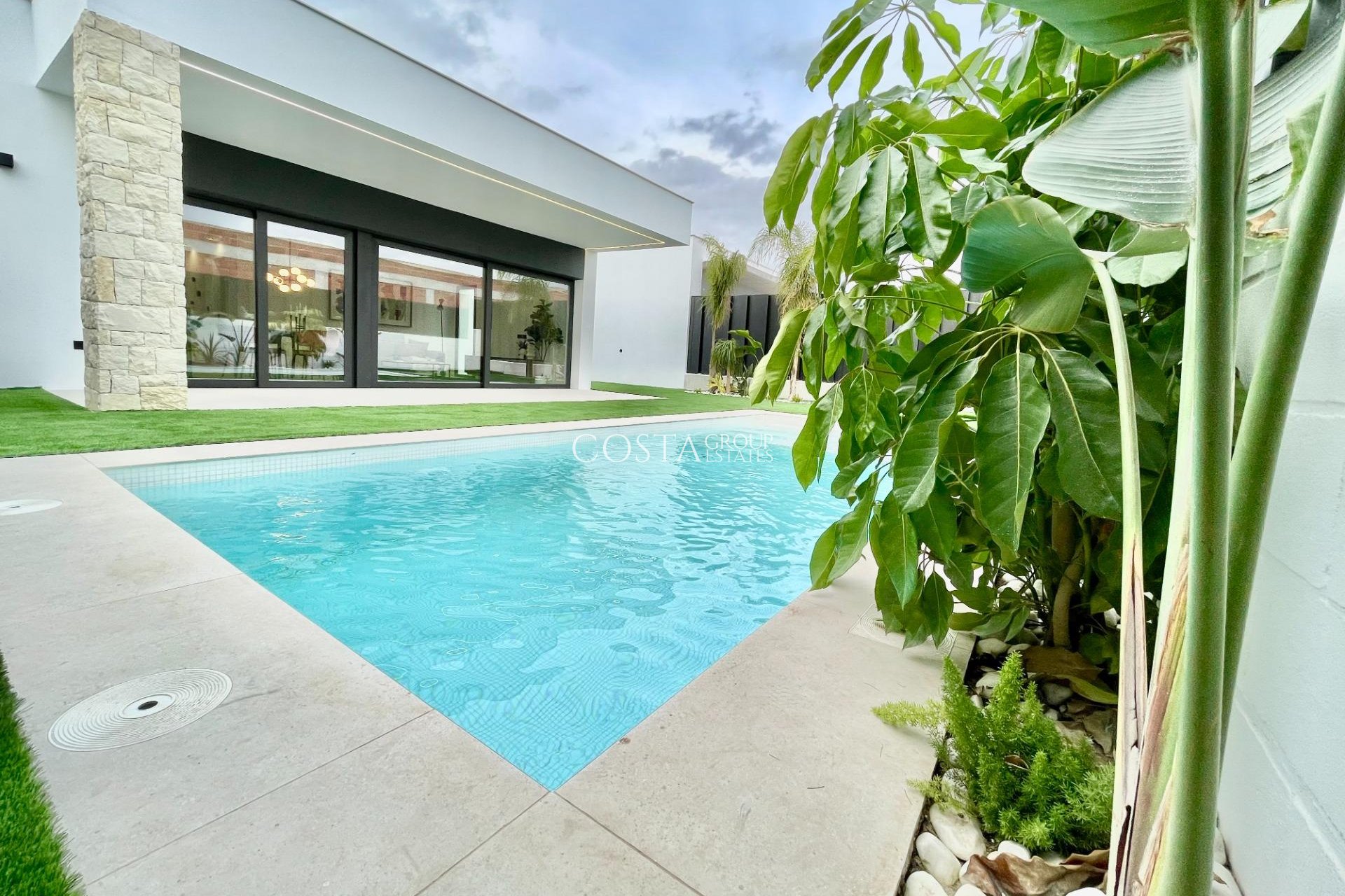 Nowy budynek - Willa -
Molina De Segura - Urb. La Quinta