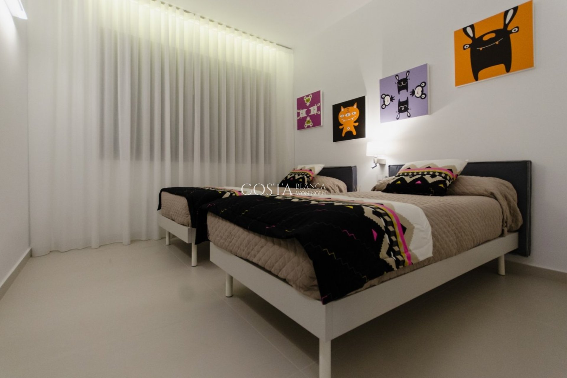 Nowy budynek - Willa -
Orihuela Costa - Campoamor