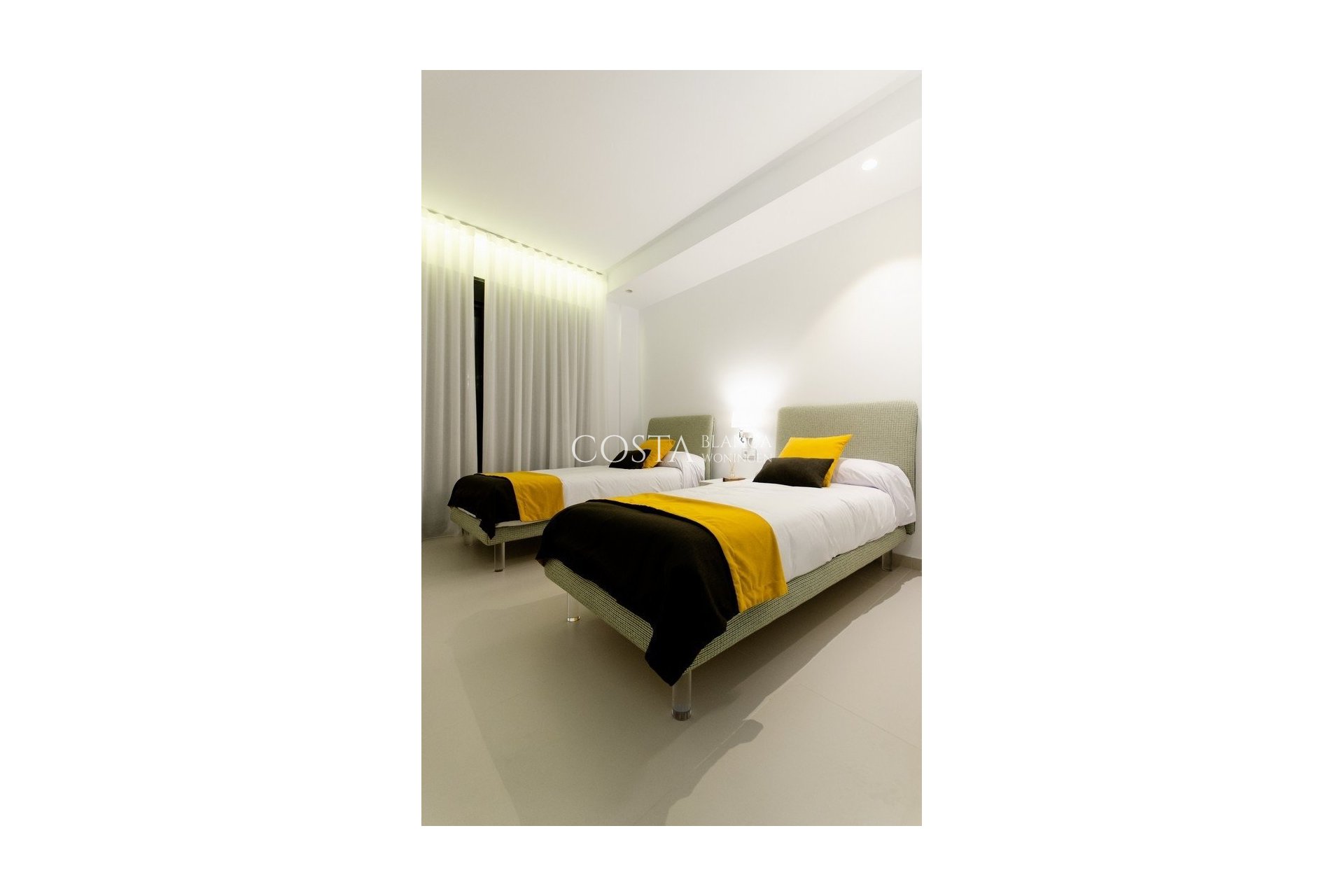 Nowy budynek - Willa -
Orihuela Costa - Campoamor