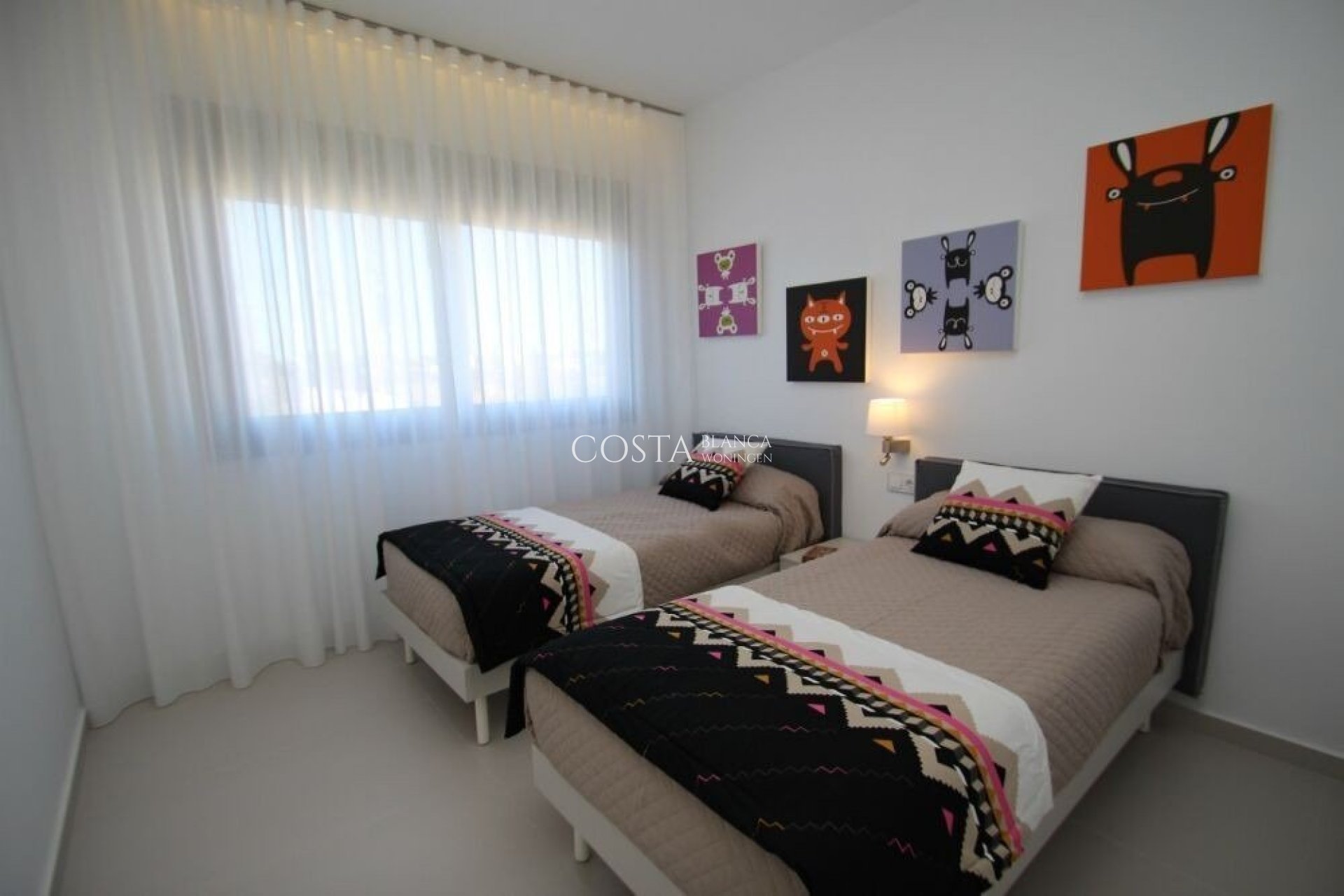 Nowy budynek - Willa -
Orihuela Costa - Campoamor
