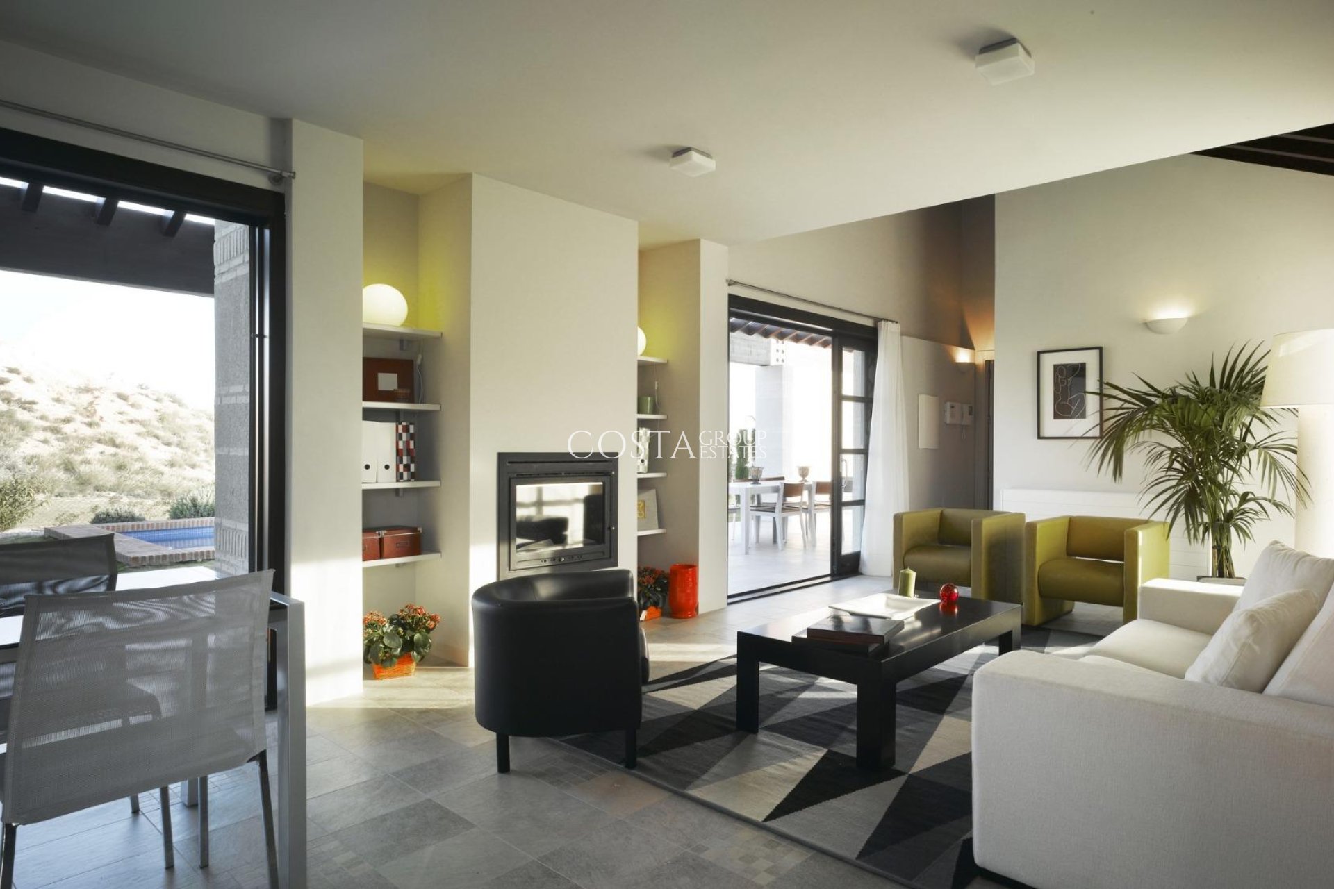 Nowy budynek - Willa -
Peraleja Golf