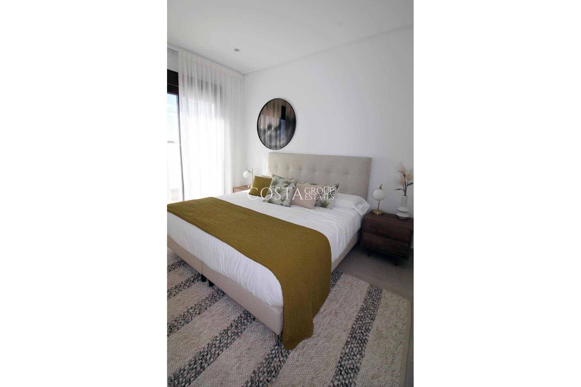 Nowy budynek - Willa -
Pilar de la Horadada - parque Andromeda