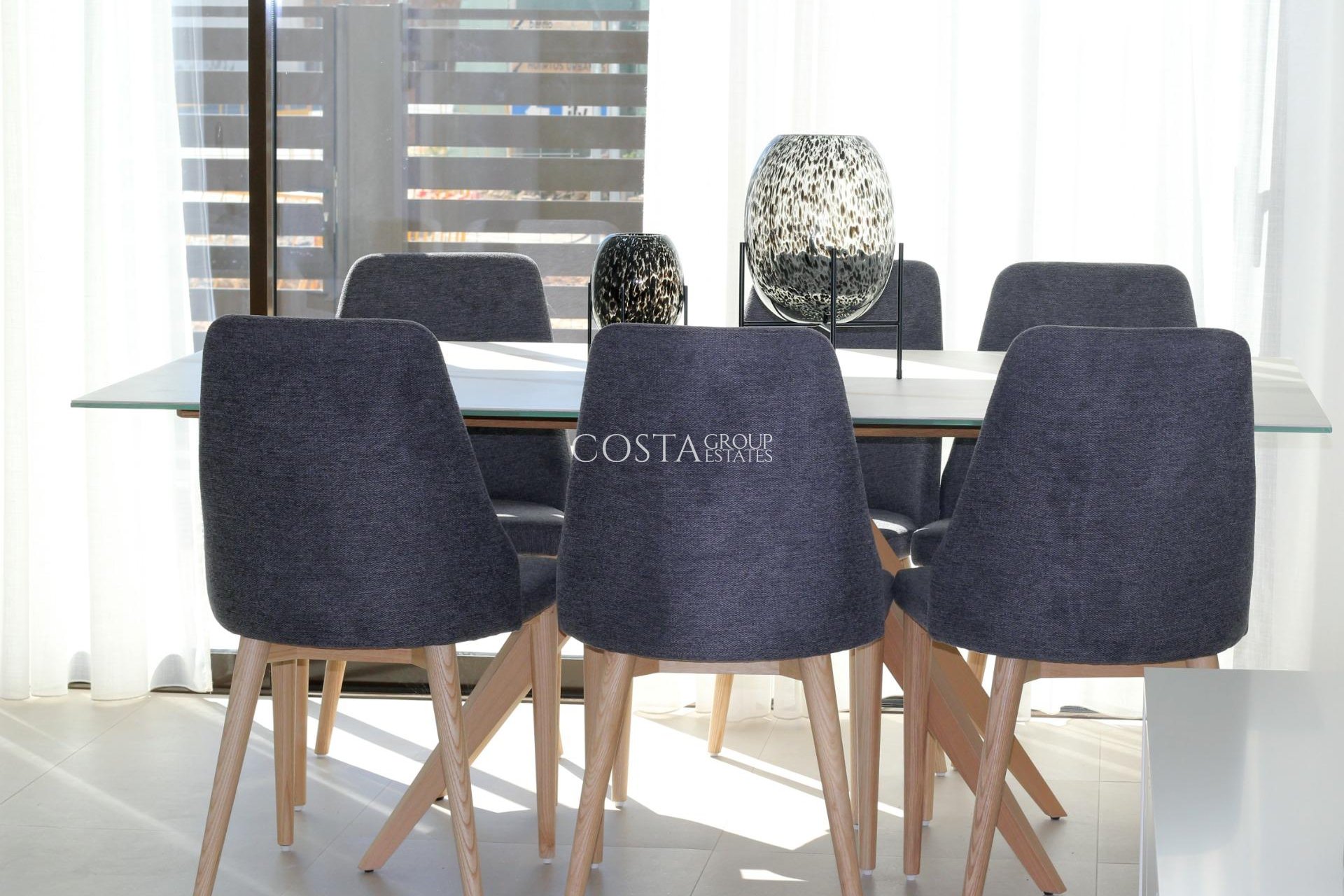 Nowy budynek - Willa -
Pilar de la Horadada - parque Andromeda