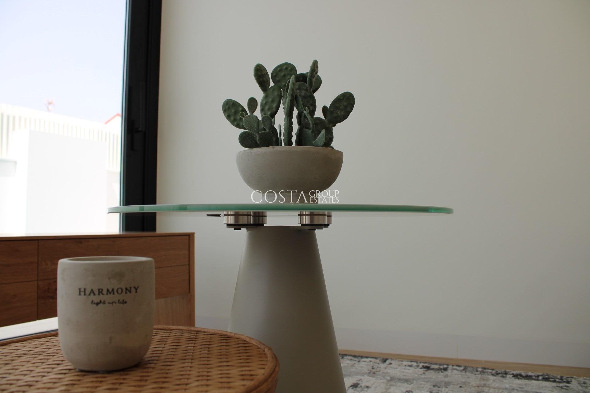 Nowy budynek - Willa -
Pilar de la Horadada - Torre De La Horadada