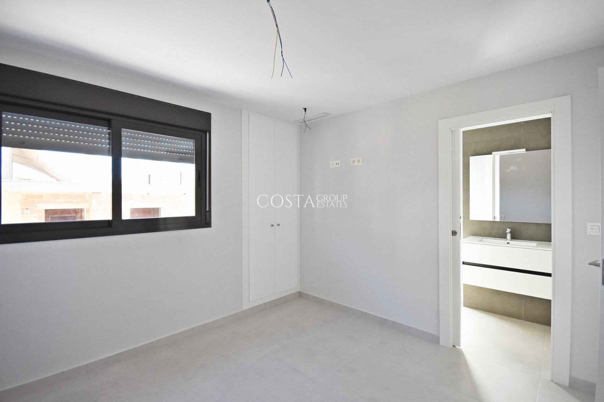 Nowy budynek - Willa -
Puerto de Mazarron - Mar De Plata