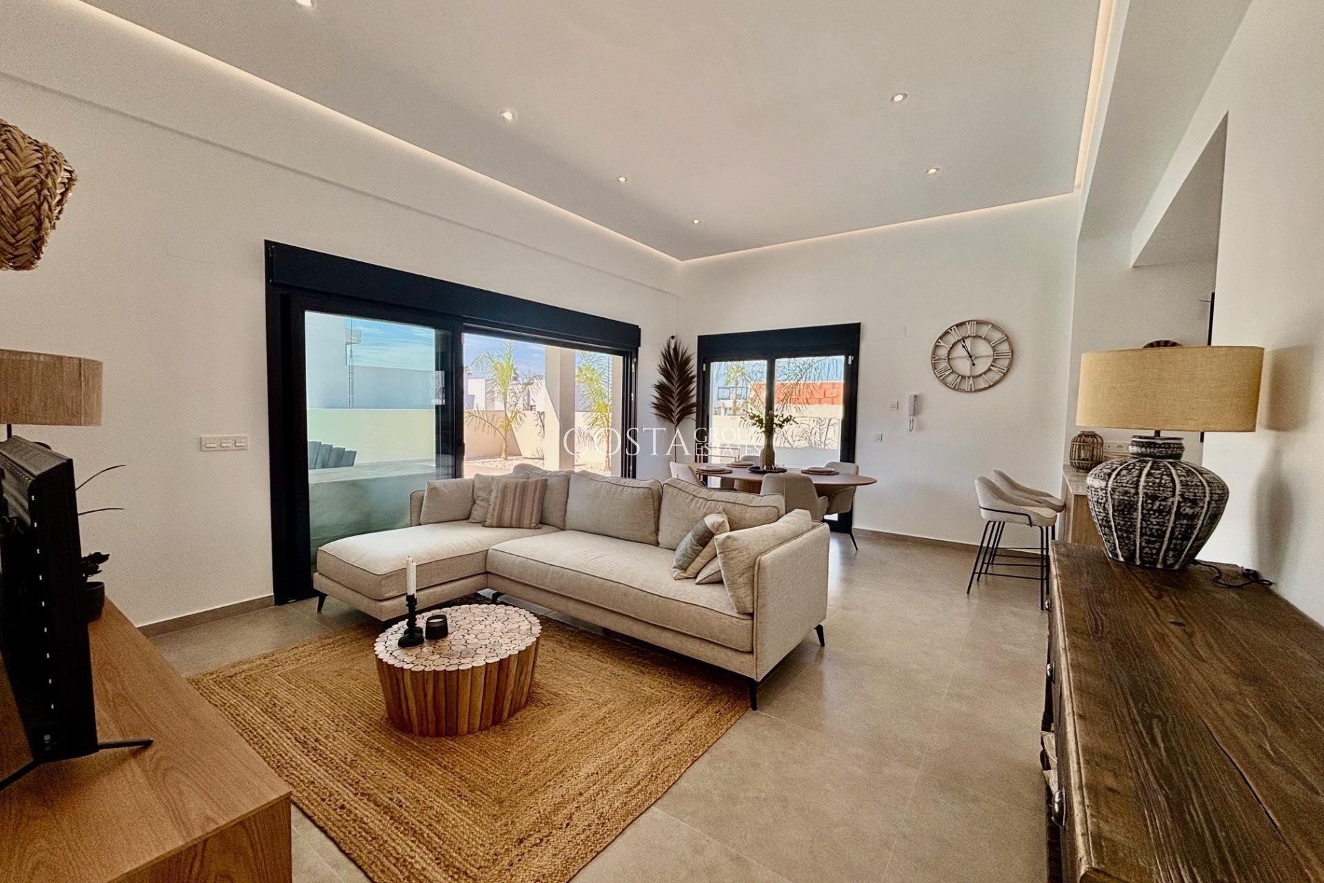 Nowy budynek - Willa -
Rojales - Atalaya Park