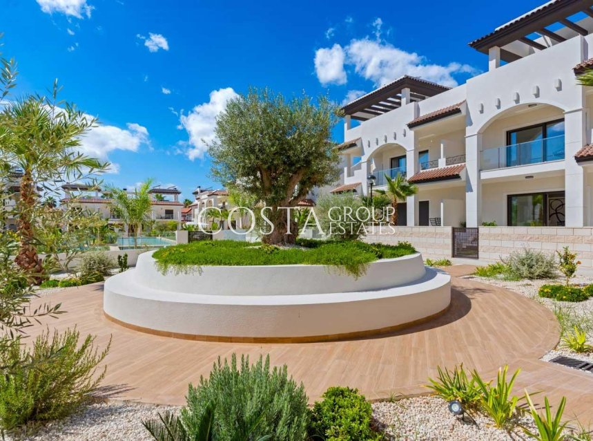 Nowy budynek - Willa -
Rojales