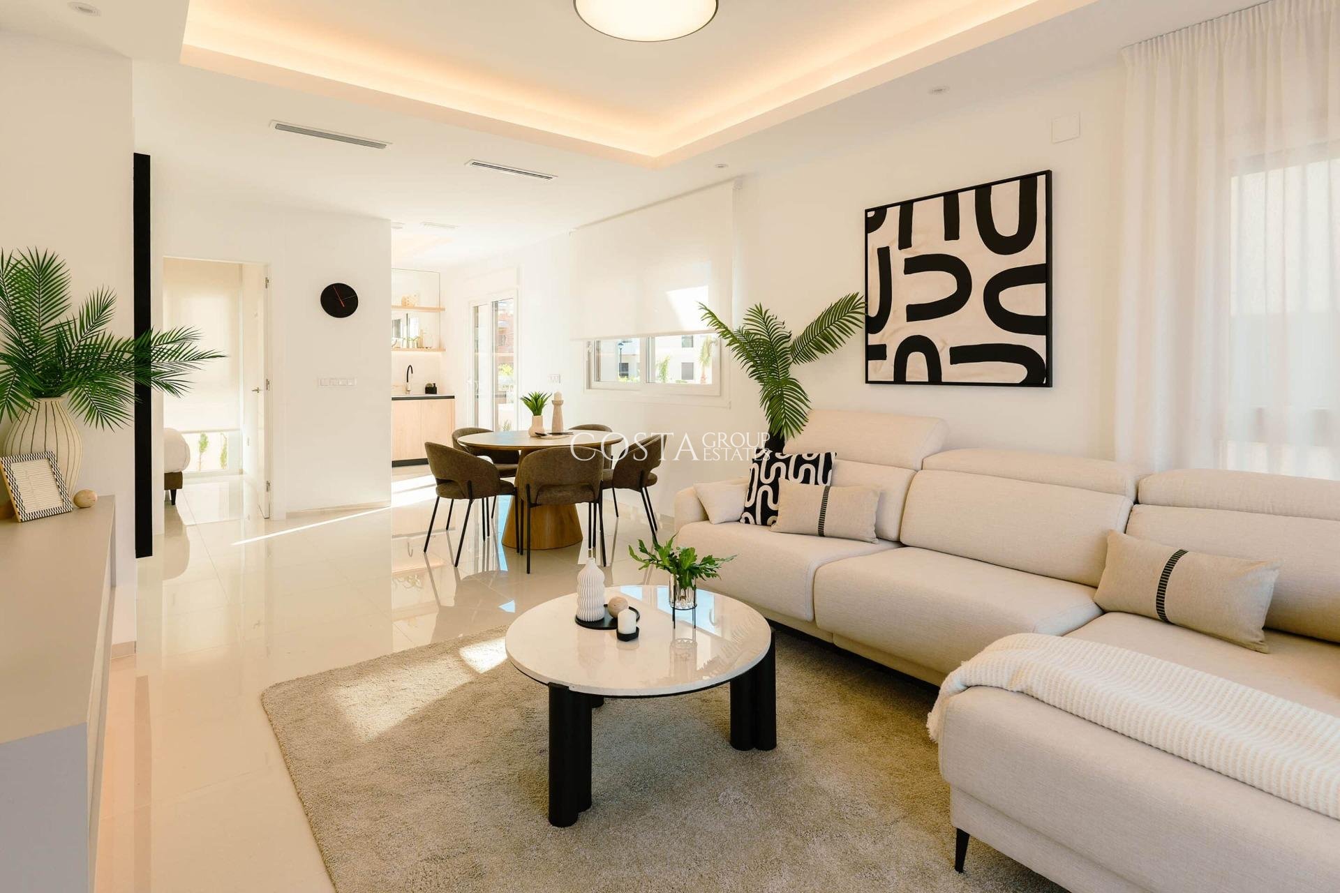 Nowy budynek - Willa -
Rojales