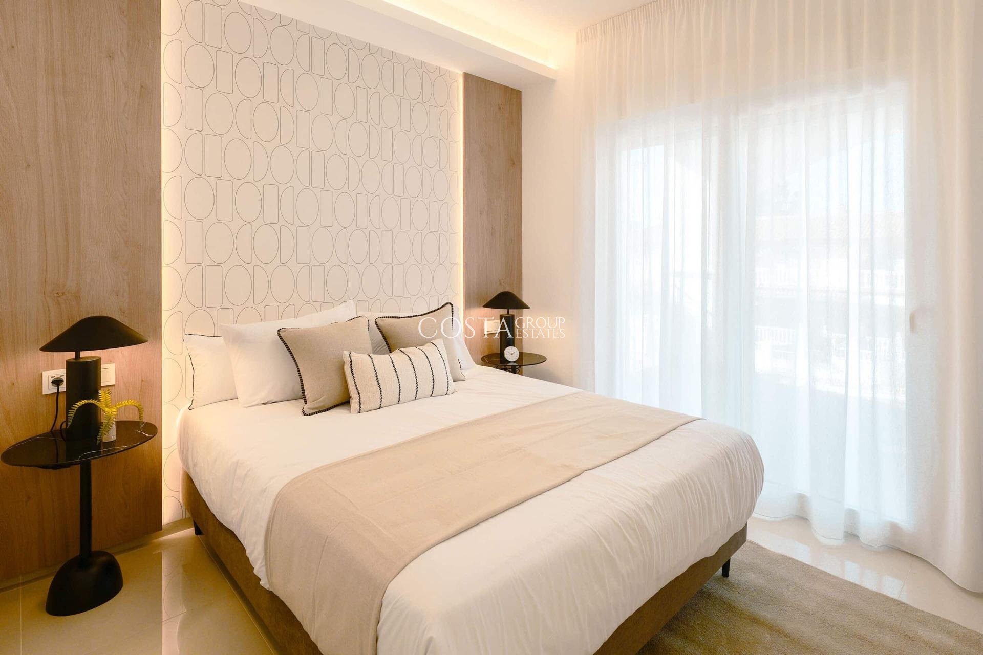 Nowy budynek - Willa -
Rojales