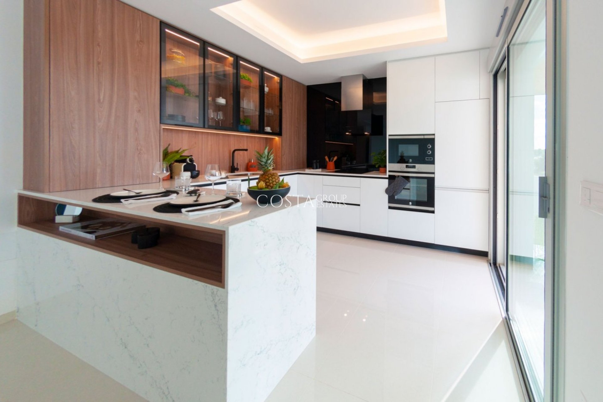 Nowy budynek - Willa -
Rojales