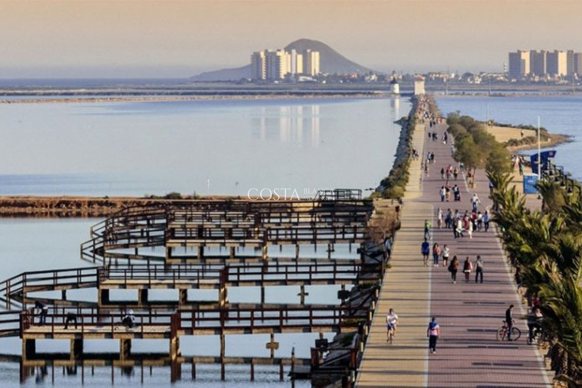 Nowy budynek - Willa -
San Pedro del Pinatar - El Salero