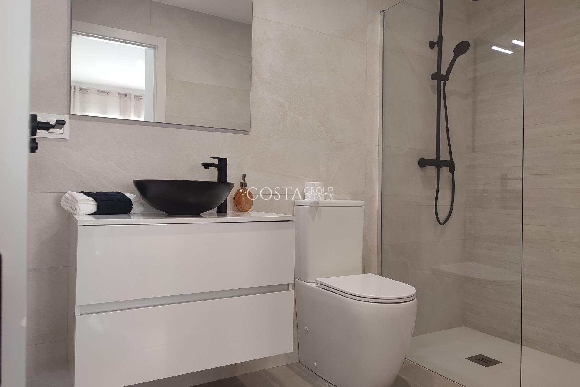 Nowy budynek - Willa -
Torre Pacheco - Balsicas