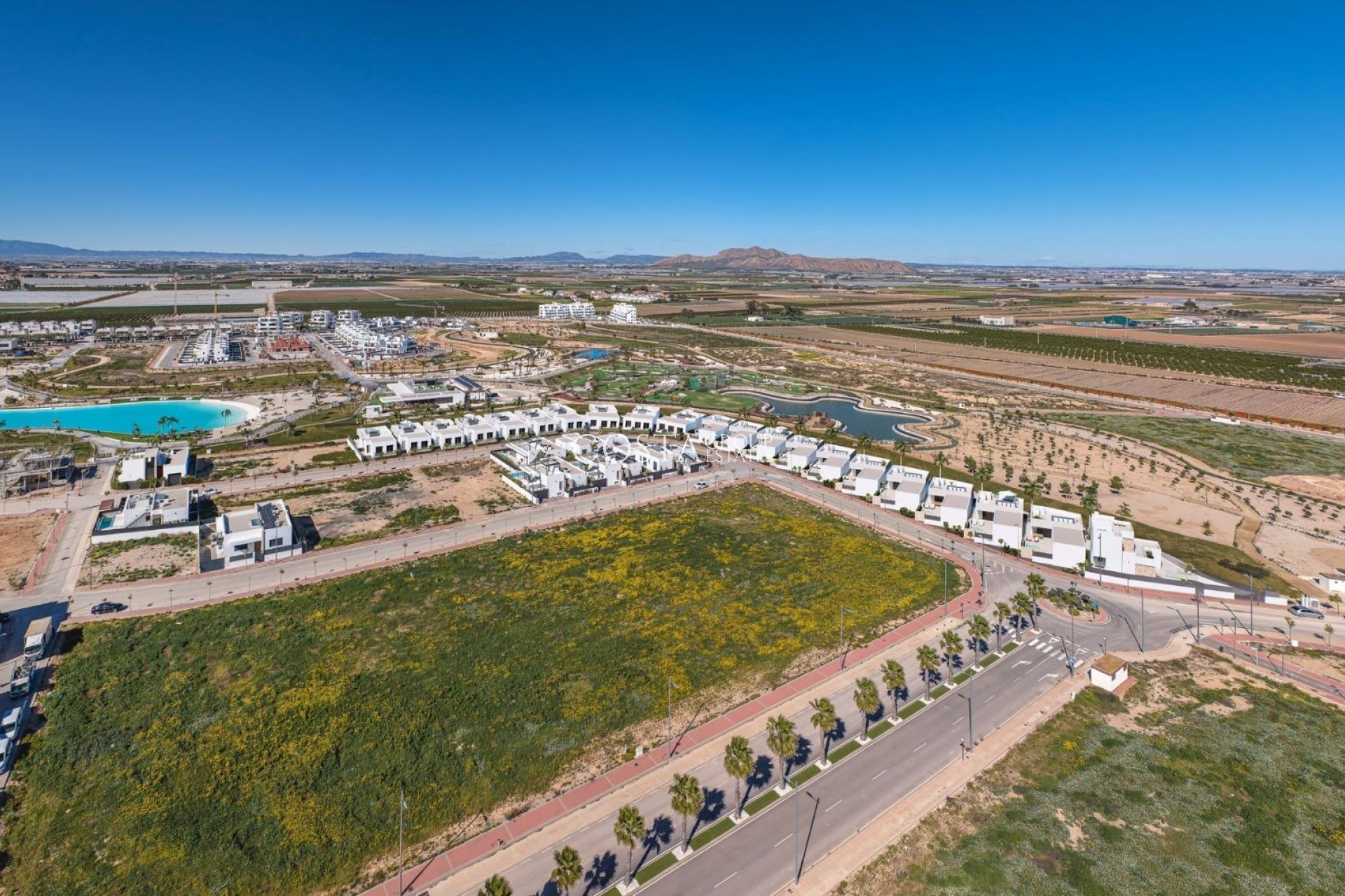 Nowy budynek - Willa -
Torre Pacheco - Santa Rosalia Lake And Life Resort
