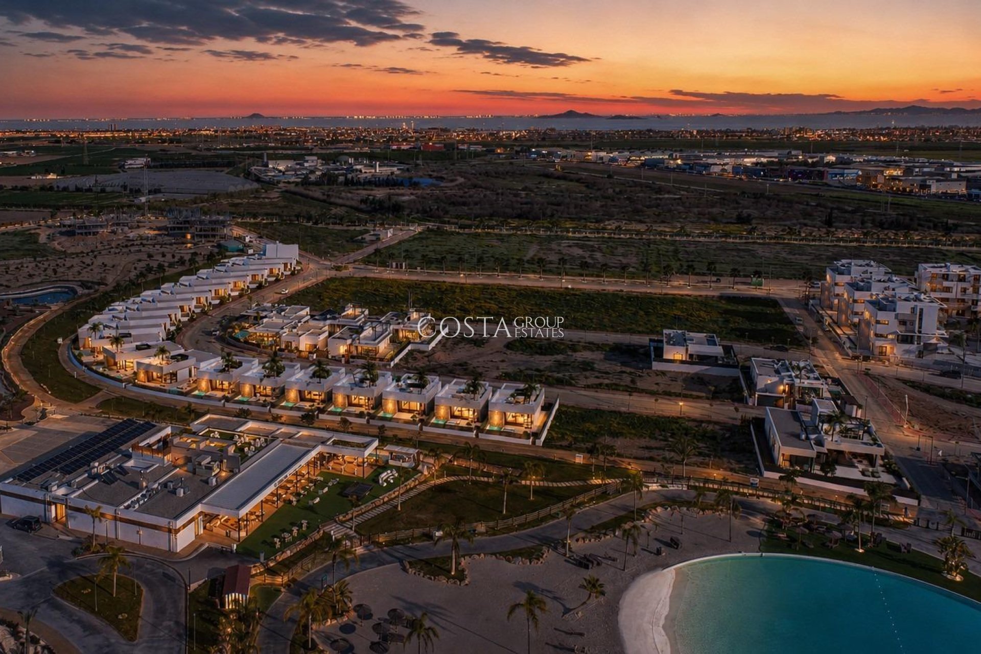 Nowy budynek - Willa -
Torre Pacheco - Santa Rosalia Lake And Life Resort