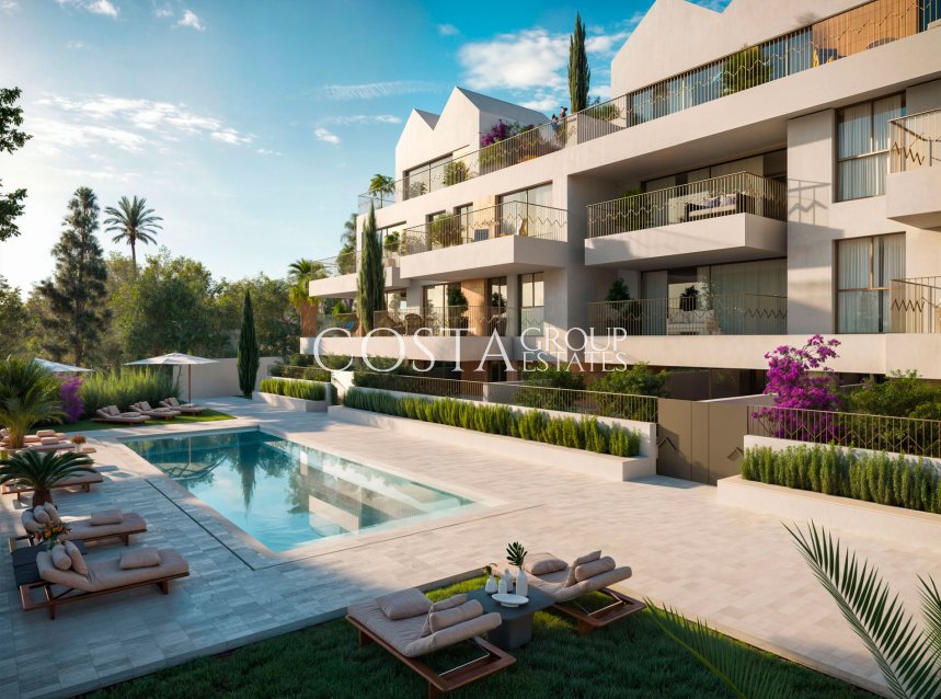 Nowy budynek - Willa -
Torremolinos