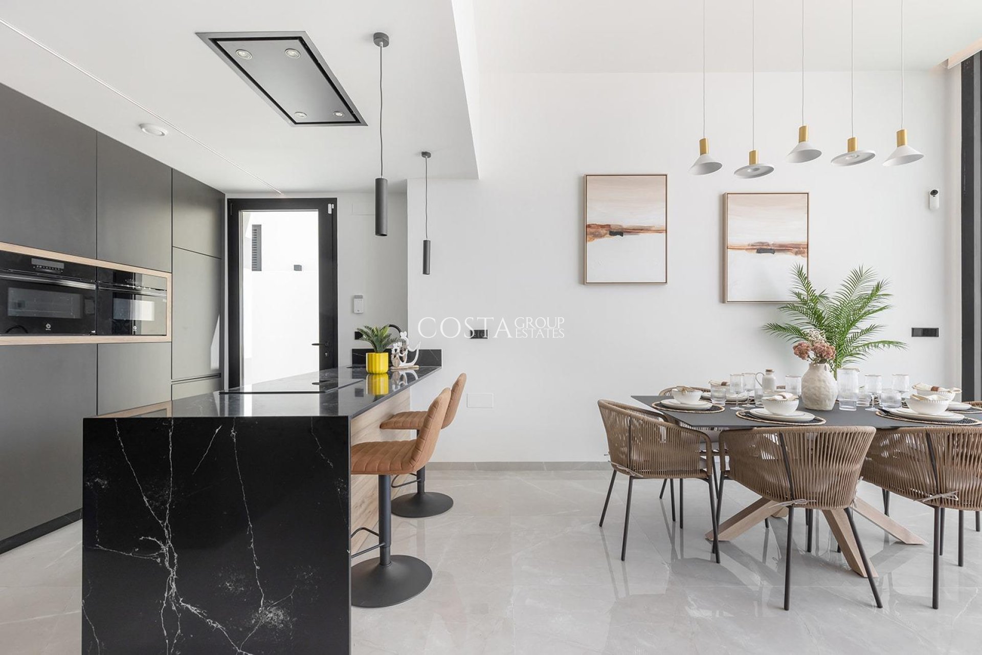 Nowy budynek - Willa -
Torrevieja - Los Balcones
