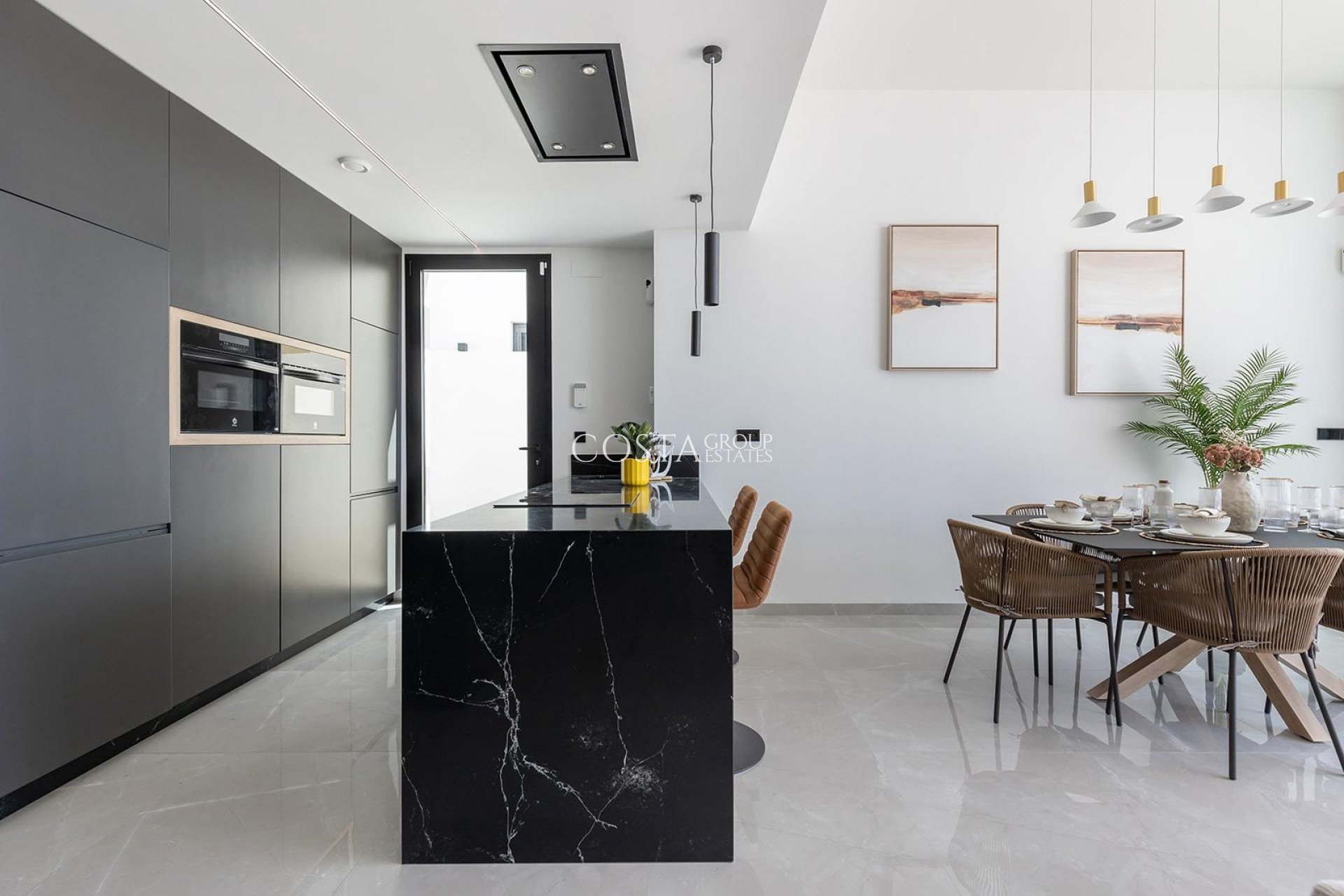 Nowy budynek - Willa -
Torrevieja - Los Balcones